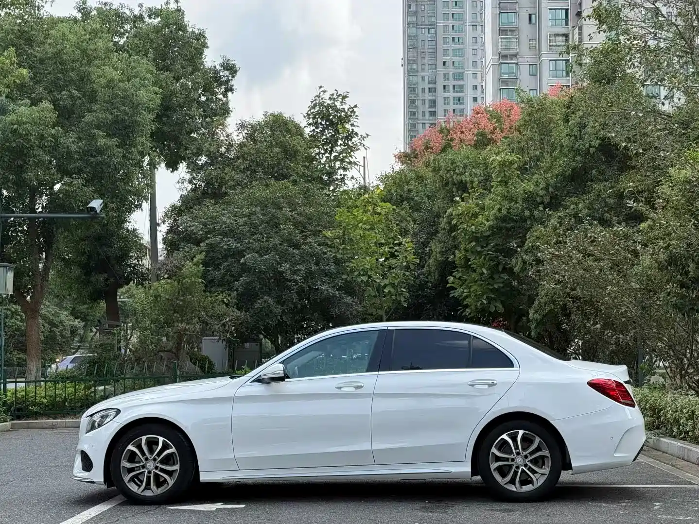 Фото 4 - Mercedes-Benz C-Class