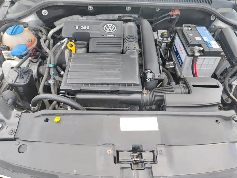Volkswagen Sagitar 2015 230TSI Automatic Comfort фото 10