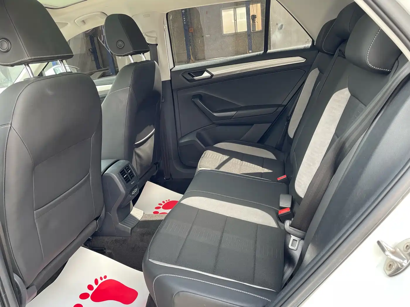 Volkswagen T-ROC 2019 280TSI DSG 2WD Progressive Type China V фото 11