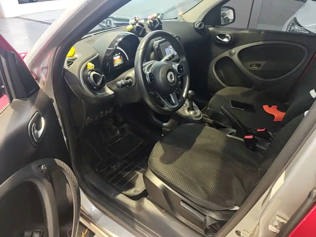smart forfour 2018 2018 1.0L 52kW Passion Edition
