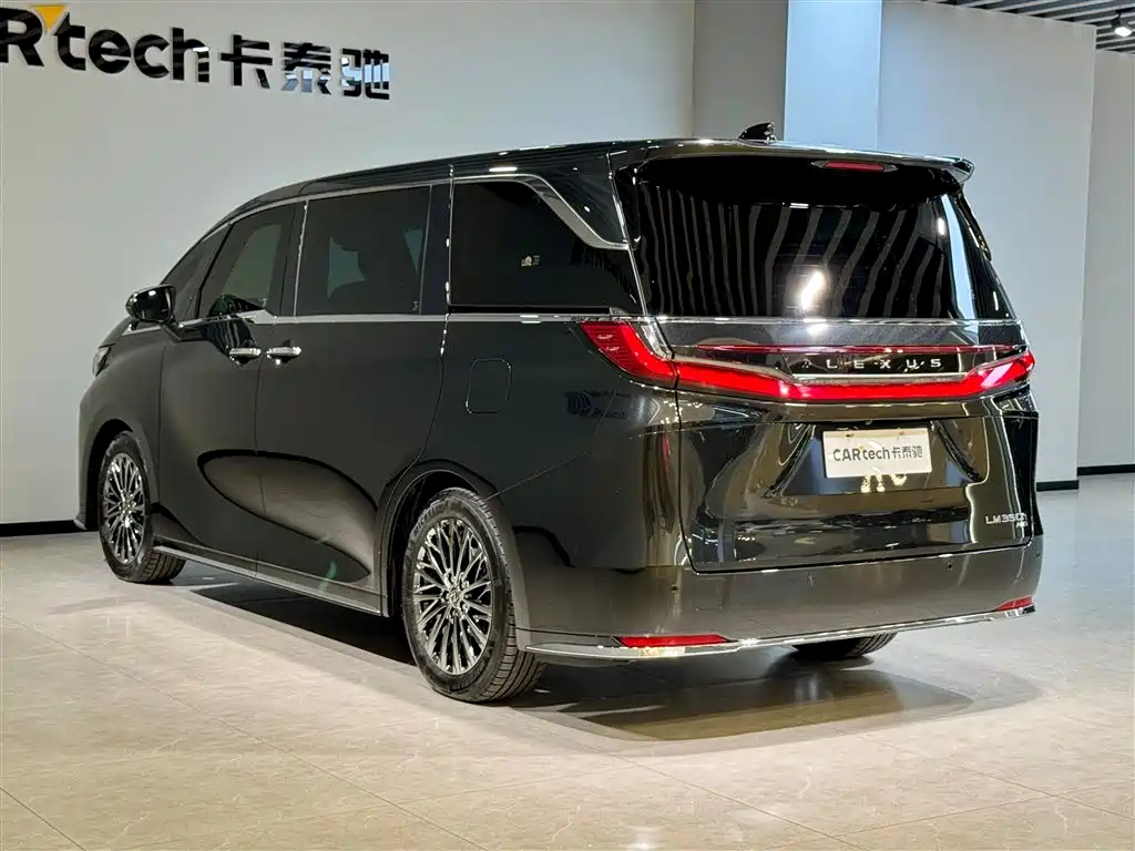 Lexus LM 2023 350h 7-Seater Elegance Edition фото 6
