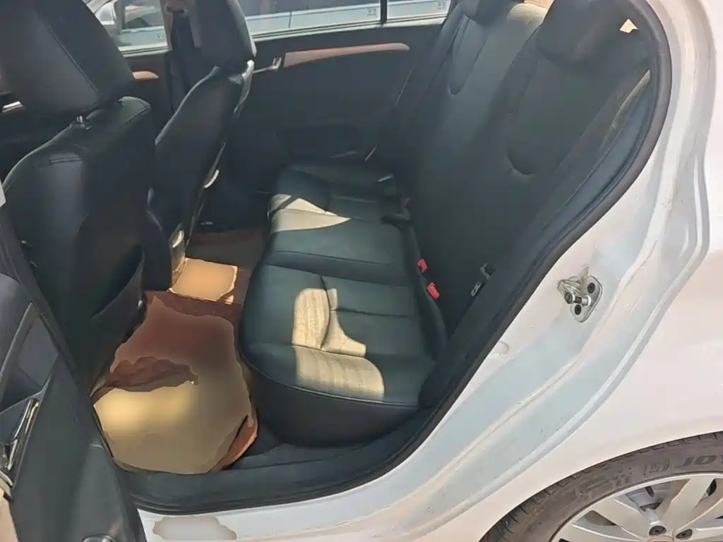 Roewe 350 2016 2015 Model 1.5L Manual Luxury Sunroof Edition
