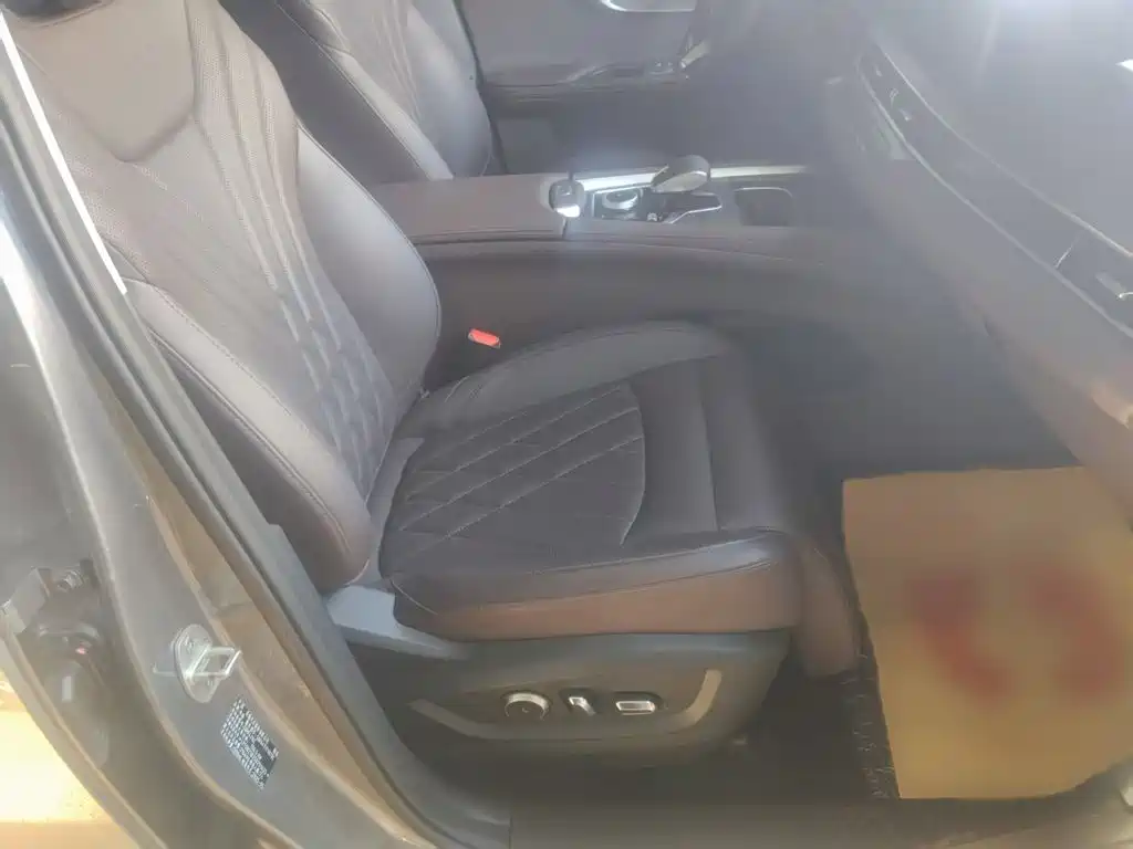 Chery Tiggo 8 PRO 2025 2025 290T 2WD Premium Edition