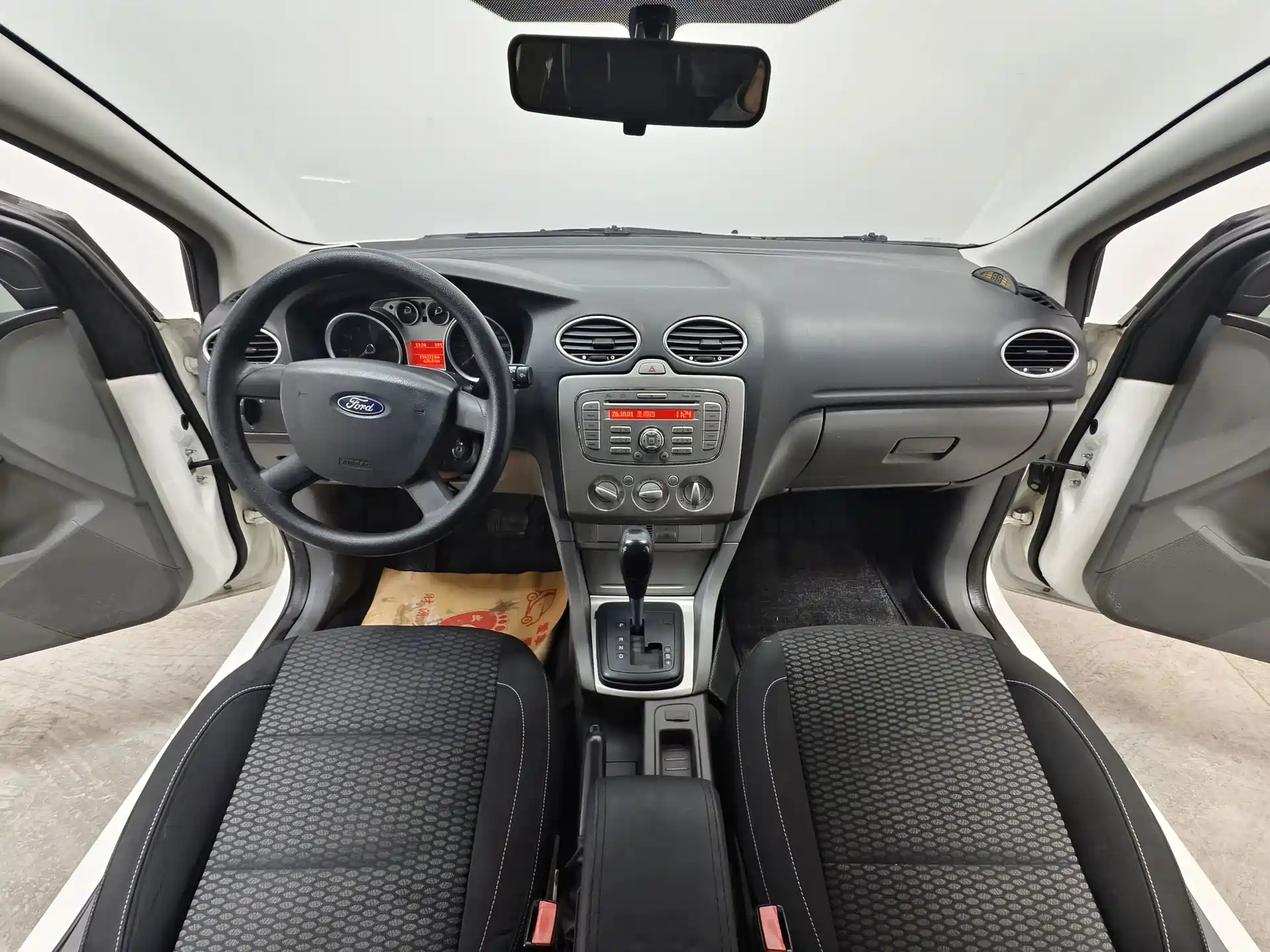 Фото 9 - Ford Focus