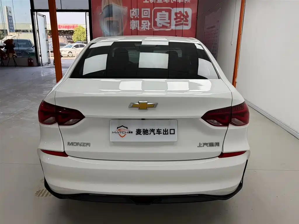 CHEVROLET CRUZE