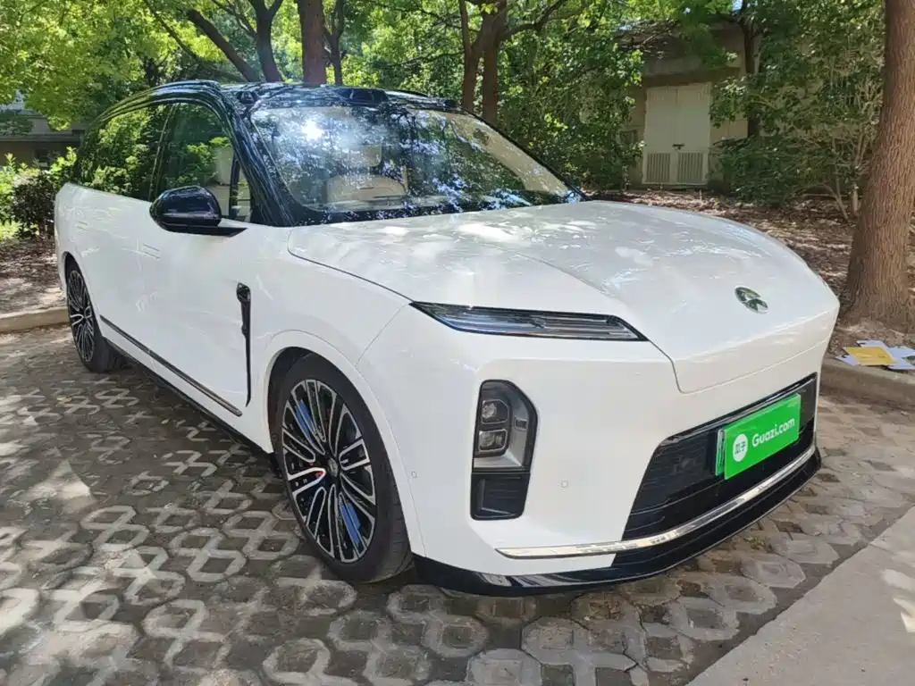 Фото 4 - NIO ES8