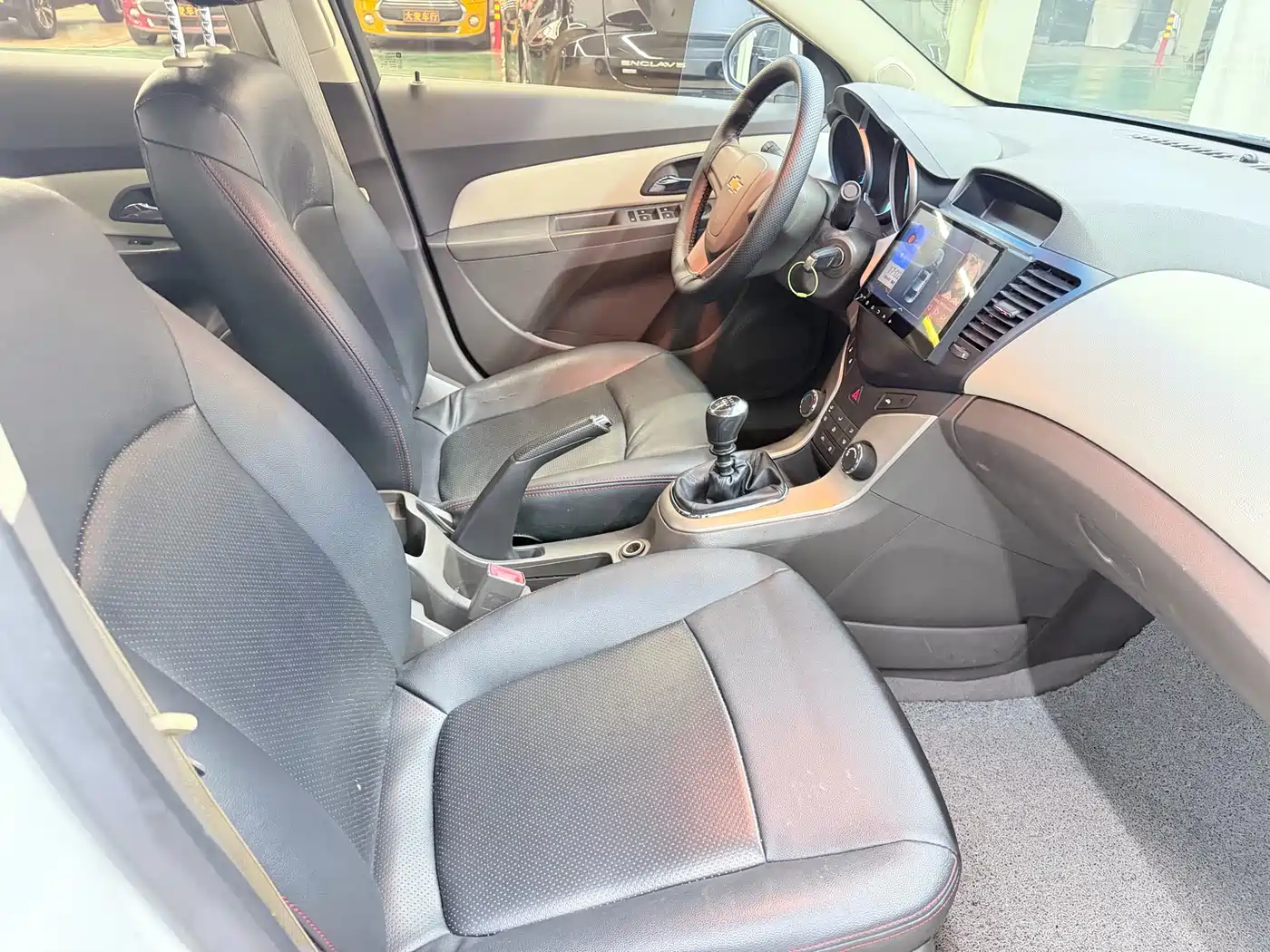 Chevrolet Cruze 2015 1.5L Classic SL MT фото 11