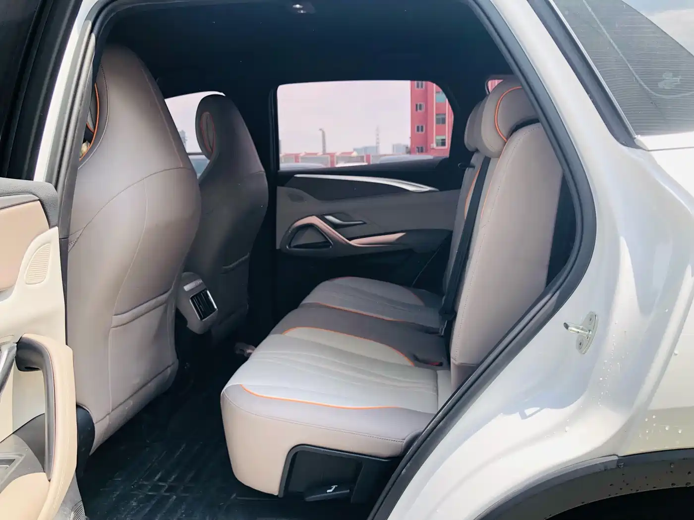 BYD Song Pro New Energy 2023 Champion Edition DM-i 71KM Pilot Model фото 15