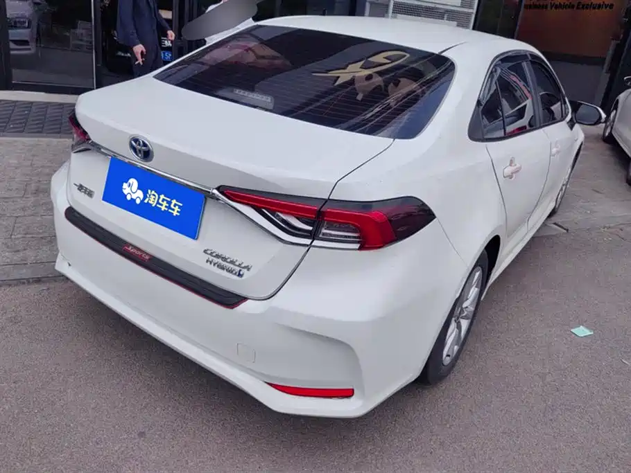 Toyota Corolla 2023 1.8L Smart Hybrid Dual Engine Elite Edition фото 3