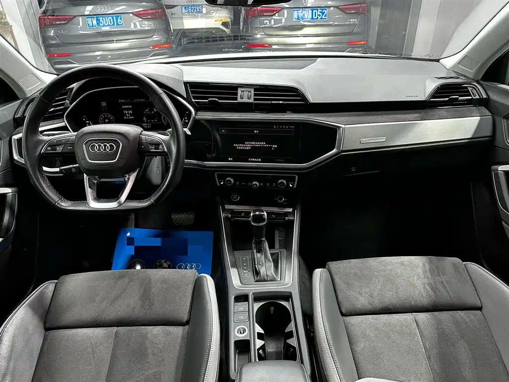 Audi Q3 2022 35 TFSI Fashion Dynamic фото 11