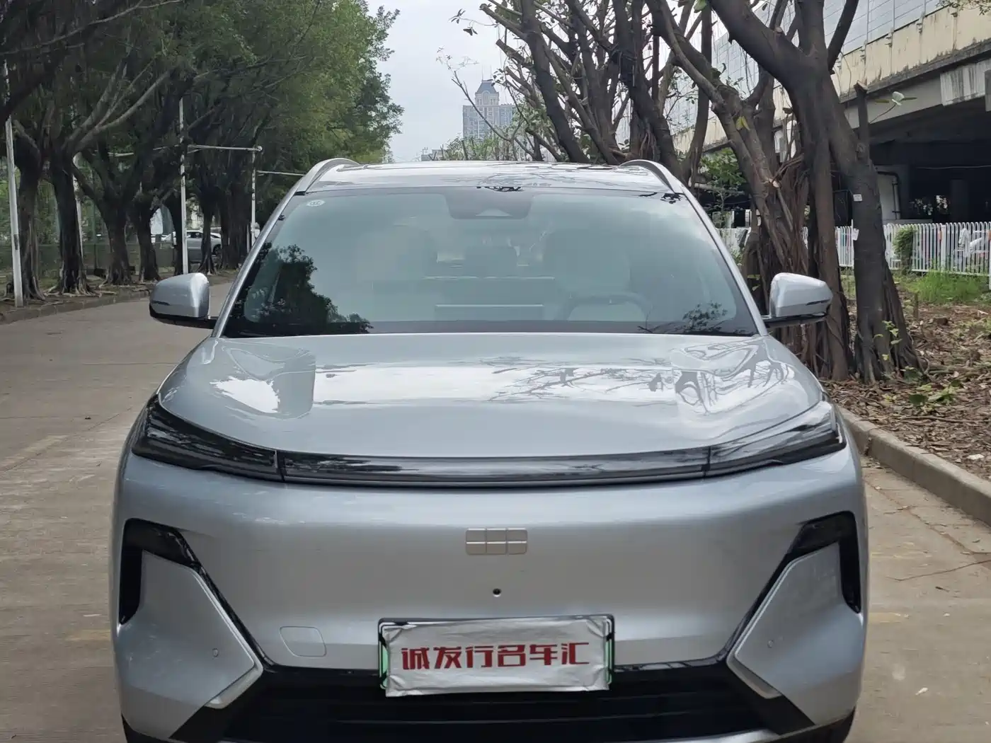 Geely Galaxy Galaxy Starship 7 EM-i 2025 120km Navigation Edition фото 2