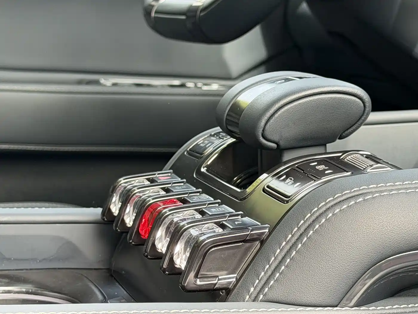 FANG CHENG BAO LEOPARD 5