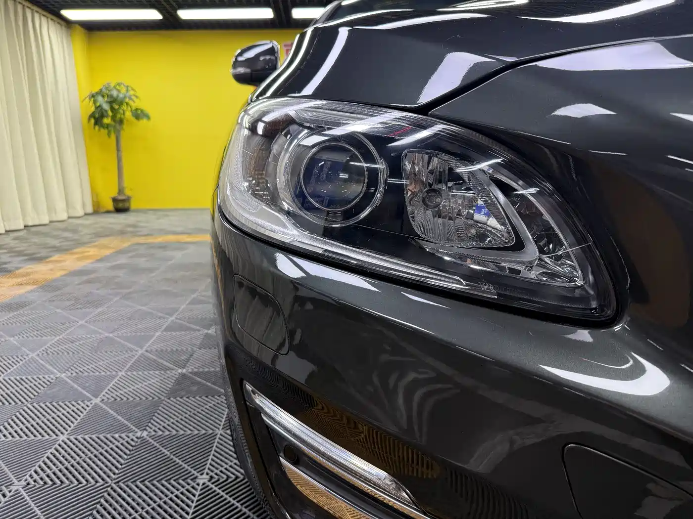 Фото 5 - Volvo S60