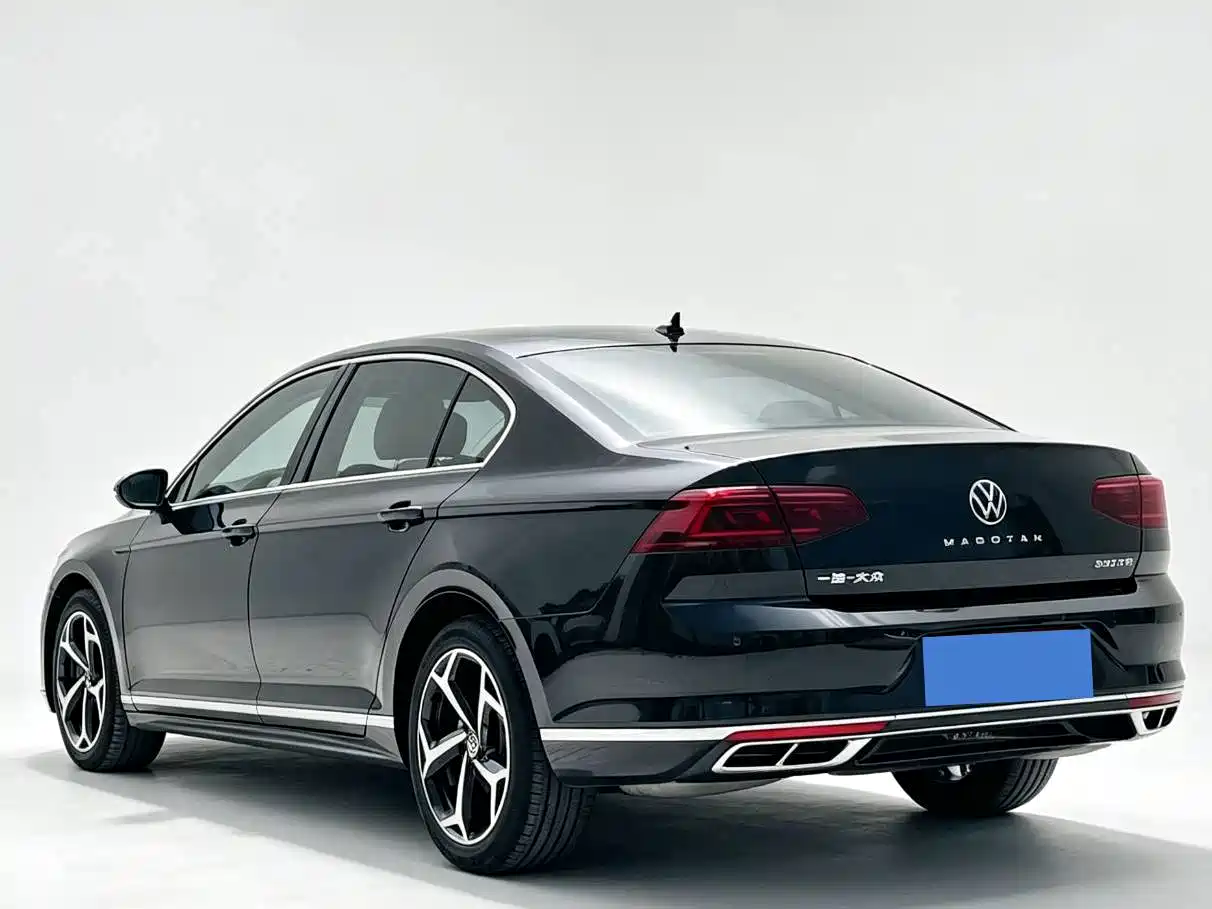 Volkswagen Magotan 2024 2023 2 Million Units Anniversary Edition 330TSI DSG Leading Type