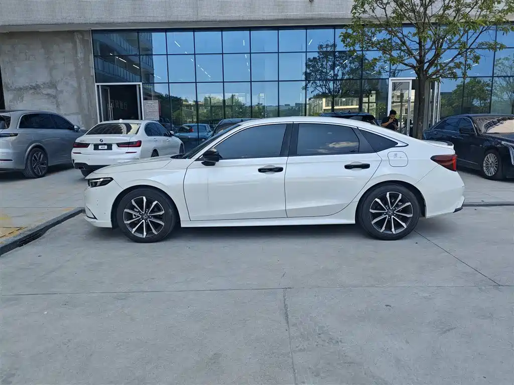 Honda Integra 2024 2023 240TURBO CVT Luxury Edition