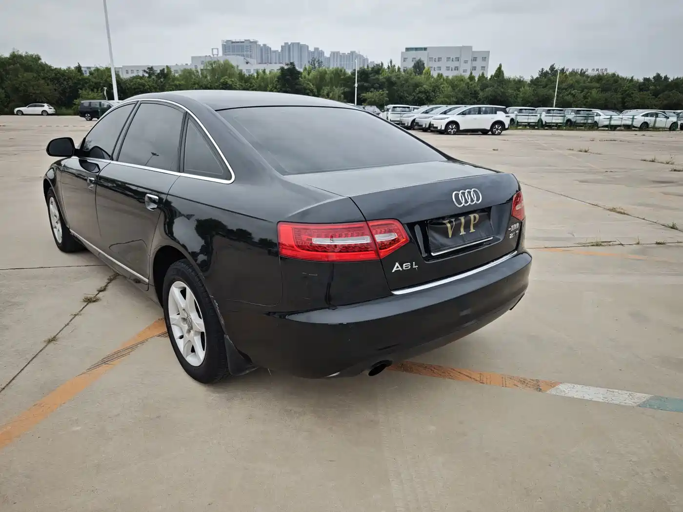Фото 4 - Audi A6L