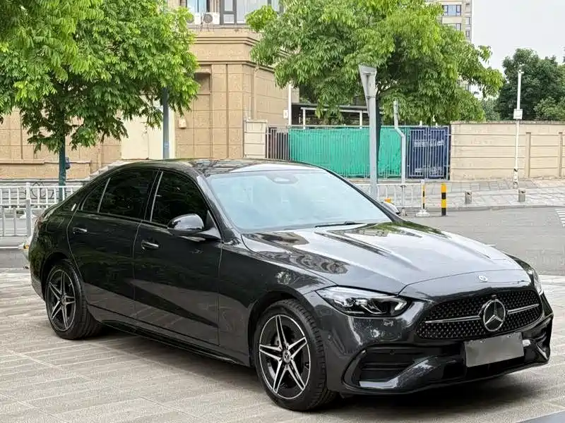 Mercedes-Benz C-Class 2025 C 260 L Night Sport Edition фото 3