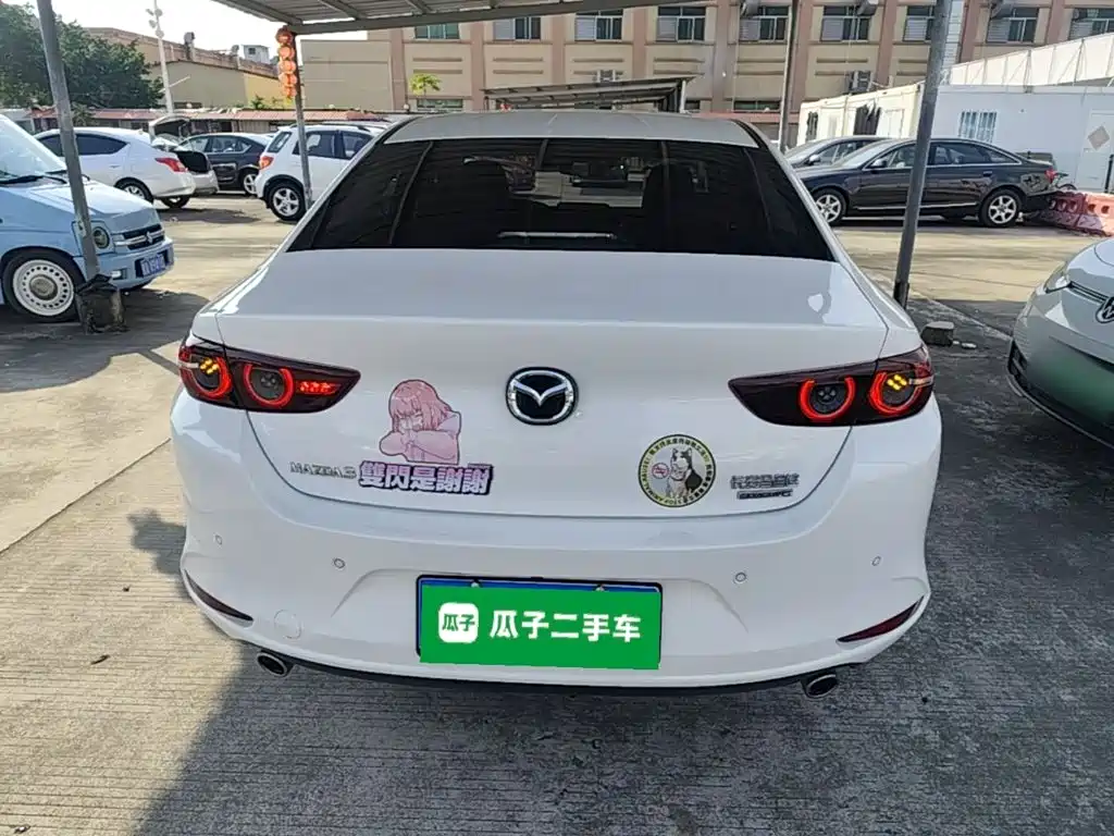 Фото 6 - Mazda Mazda 3