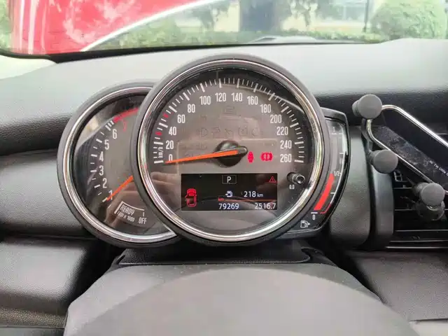 MINI 2016 1.2T ONE 5-Door — фото 4