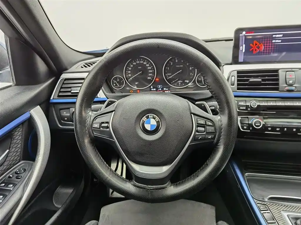 BMW 3 Series 2017 320i M Sport фото 11