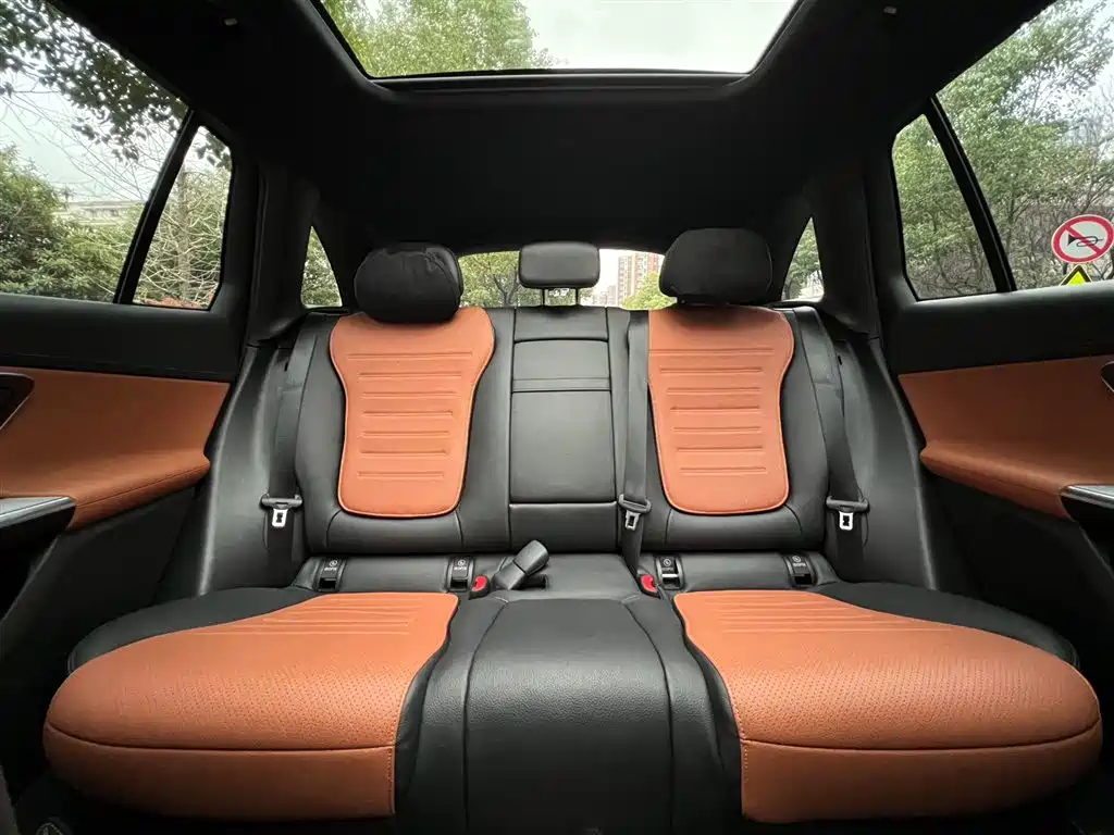 Mercedes-Benz GLC 2025 2023 GLC 260 L 4MATIC Sport 5-seater
