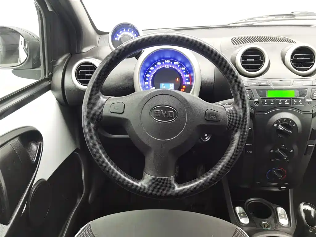 BYD F0 2015 1.0L AMT Xuan Cool Edition фото 11