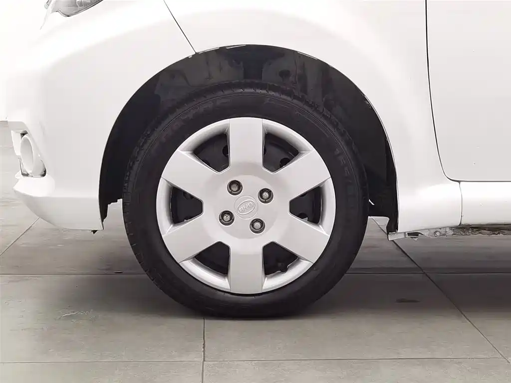 BYD F0 2015 1.0L AMT Xuan Cool Edition фото 17