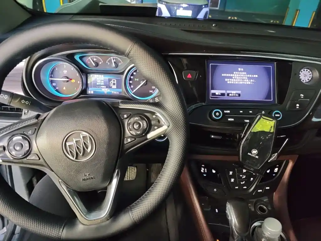 Фото 5 - Buick Envision Plus
