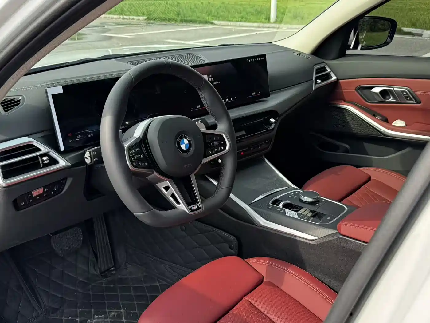 BMW 3 Series 2025 325Li M Sport Package фото 4