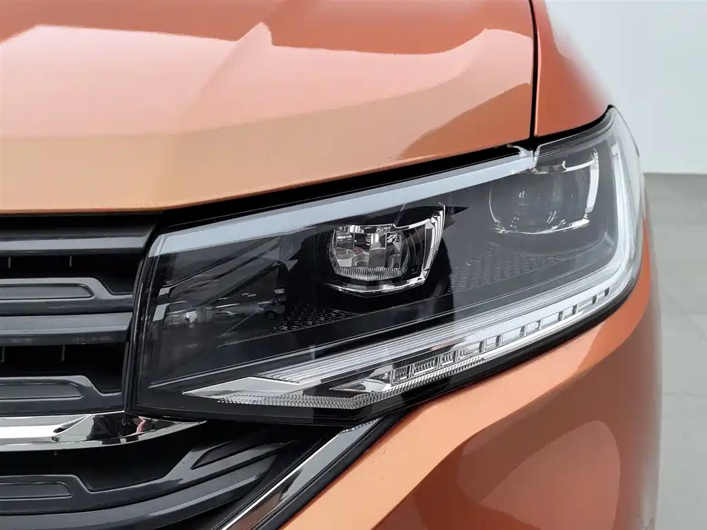 Volkswagen Tanying 2021 1.5L Automatic Smart Connect Edition фото 7
