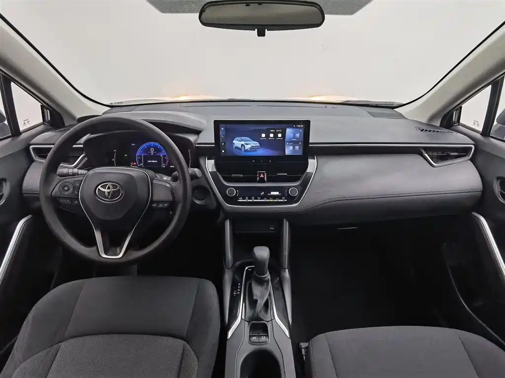 Toyota Frontlander 2024 2.0L CVT Elite Edition фото 5