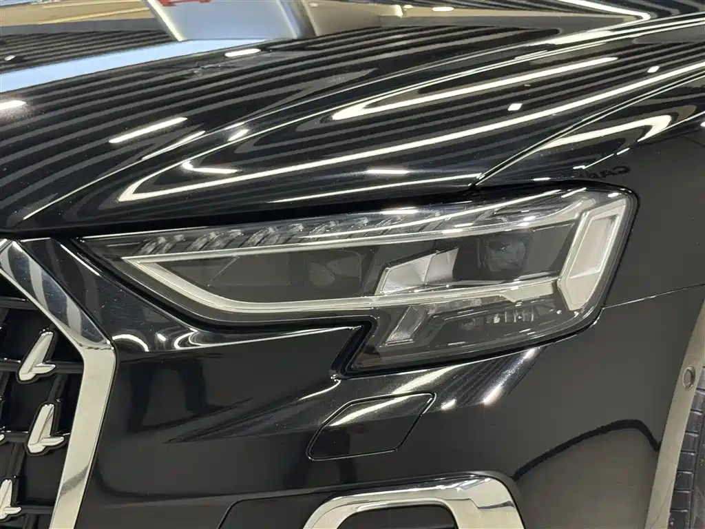 Audi A8 2023 A8L 50 TFSI quattro Exclusive фото 8