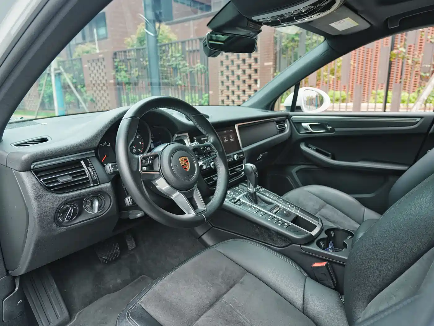 Porsche Macan 2018 Macan 2.0T фото 6