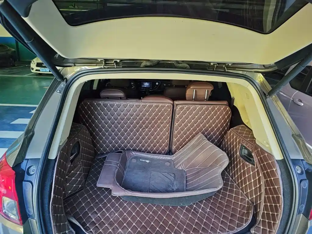 Фото 15 - Buick Envision Plus