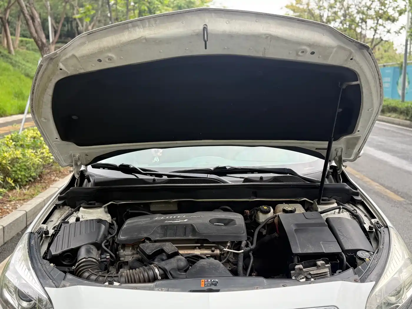 Chevrolet Malibu 2012 2.0L Automatic Comfort Edition фото 13