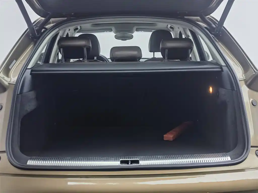 Audi Q3 2015 35 TFSI quattro Technology фото 16