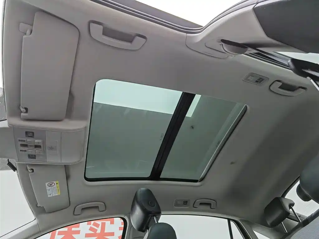 Volkswagen Tiguan X 2021 330TSI 2WD Prestige Flagship фото 14