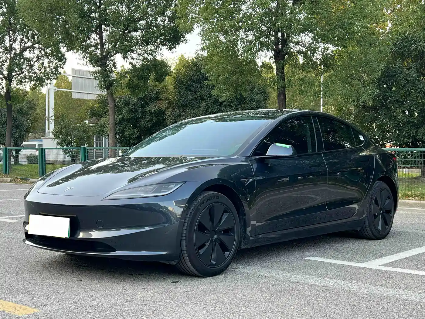 Tesla Model 3 2023