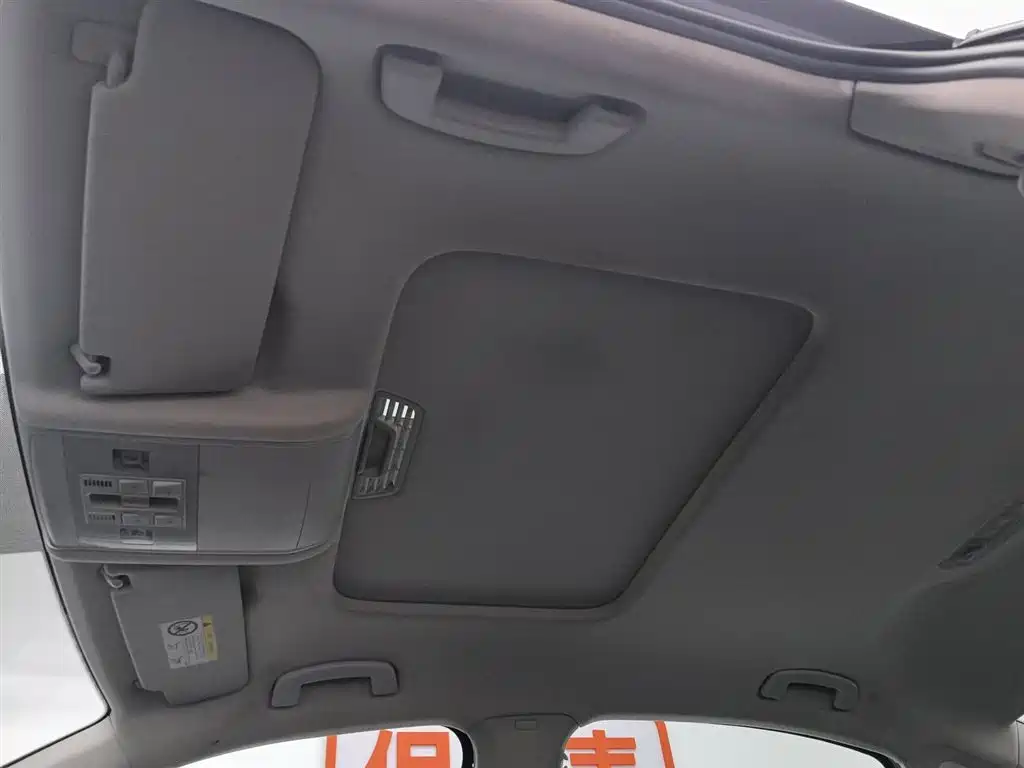 Volkswagen Passat 2020 Facelift 280TSI Business Version China VI фото 14