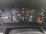 Фото 14 - Jeep Commander PHEV