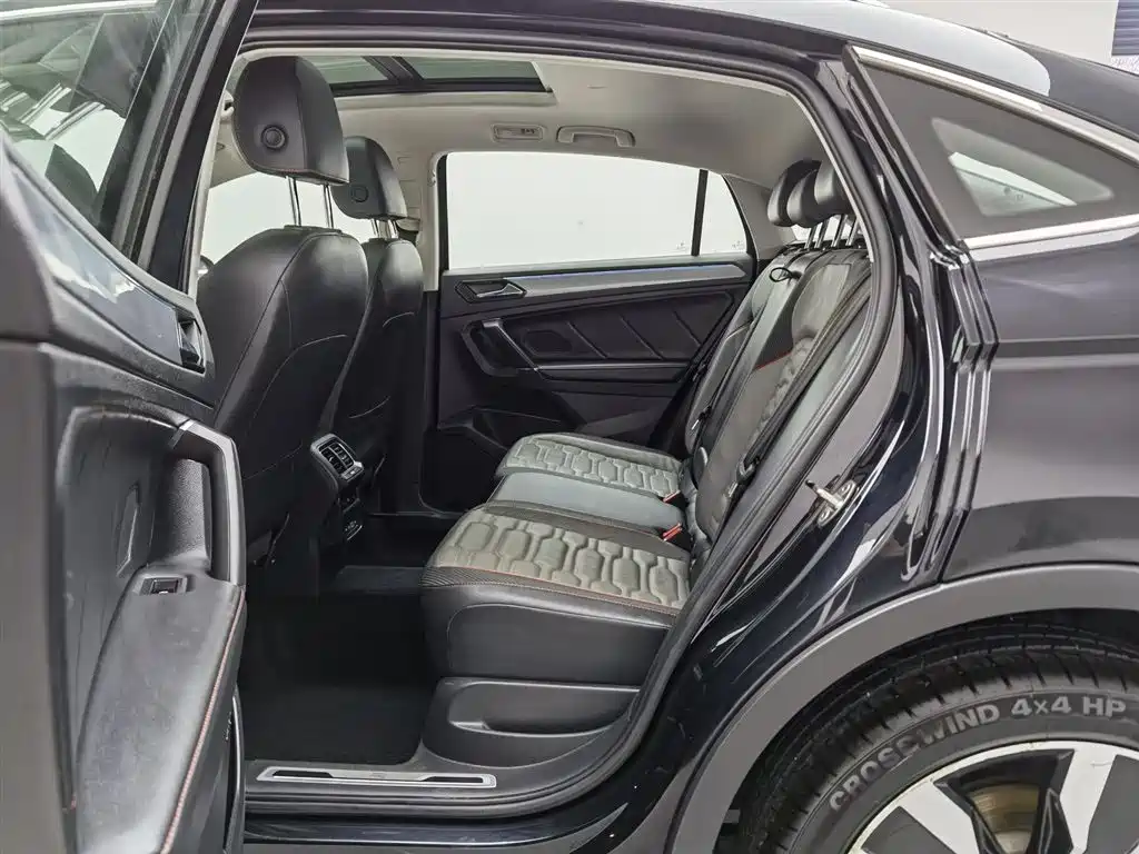 Volkswagen Tiguan X 2021 330TSI 2WD Prestige Flagship фото 15