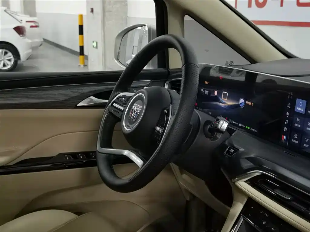 Buick GL8 New Energy 2025 Land Honor Premium Edition 7-Seater фото 22