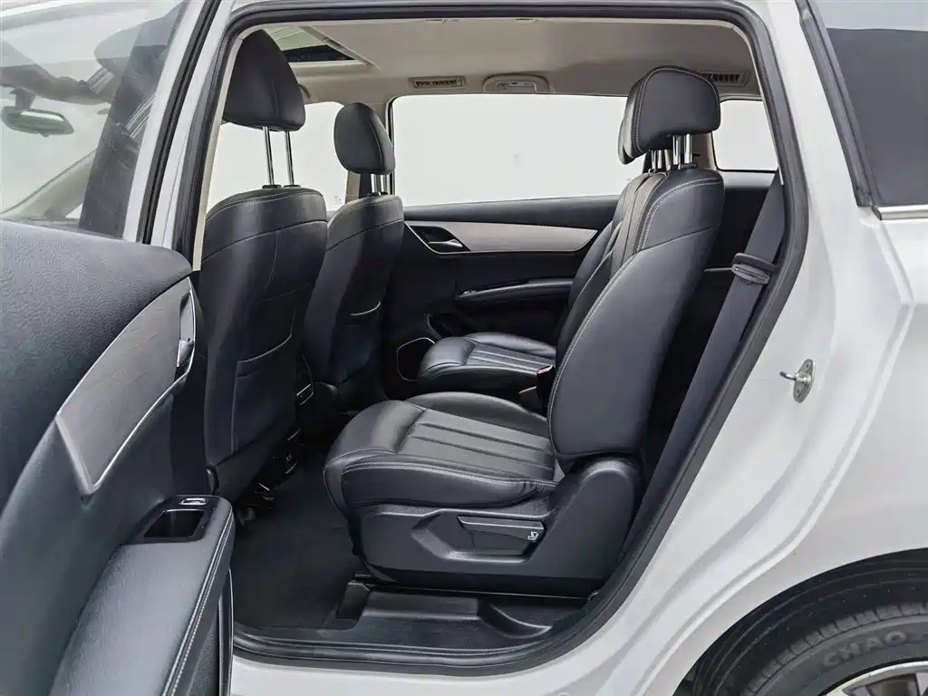 BYD Song MAX 2021 Upgrade 1.5T Automatic Luxury Edition 6-Seater фото 15