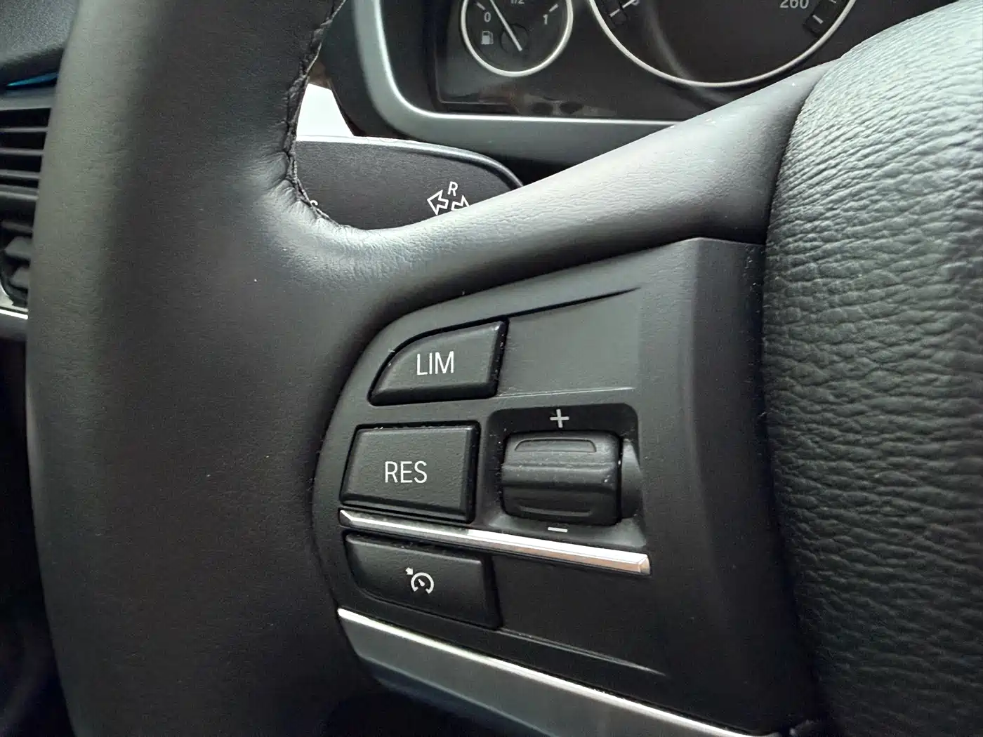 BMW X5 (Import) 2017 xDrive28i фото 15