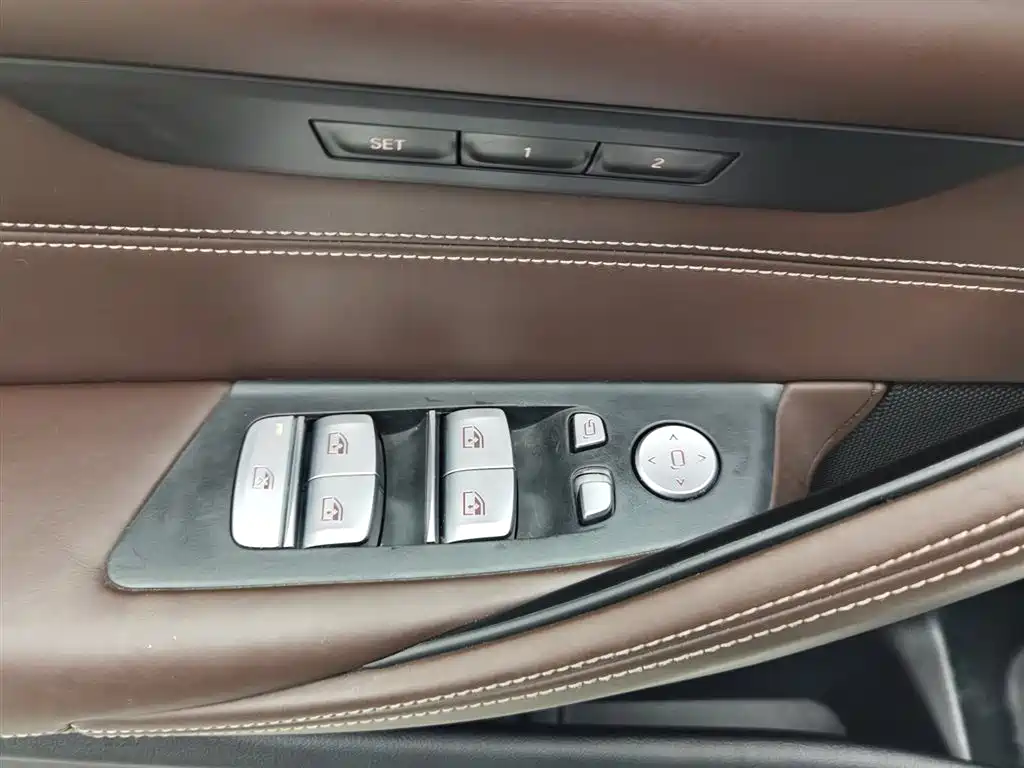 BMW 5 Series 2020 530Li Leading Luxury Package фото 9