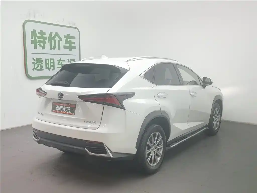 Lexus NX 2017 200 FWD Sharp Edition фото 2