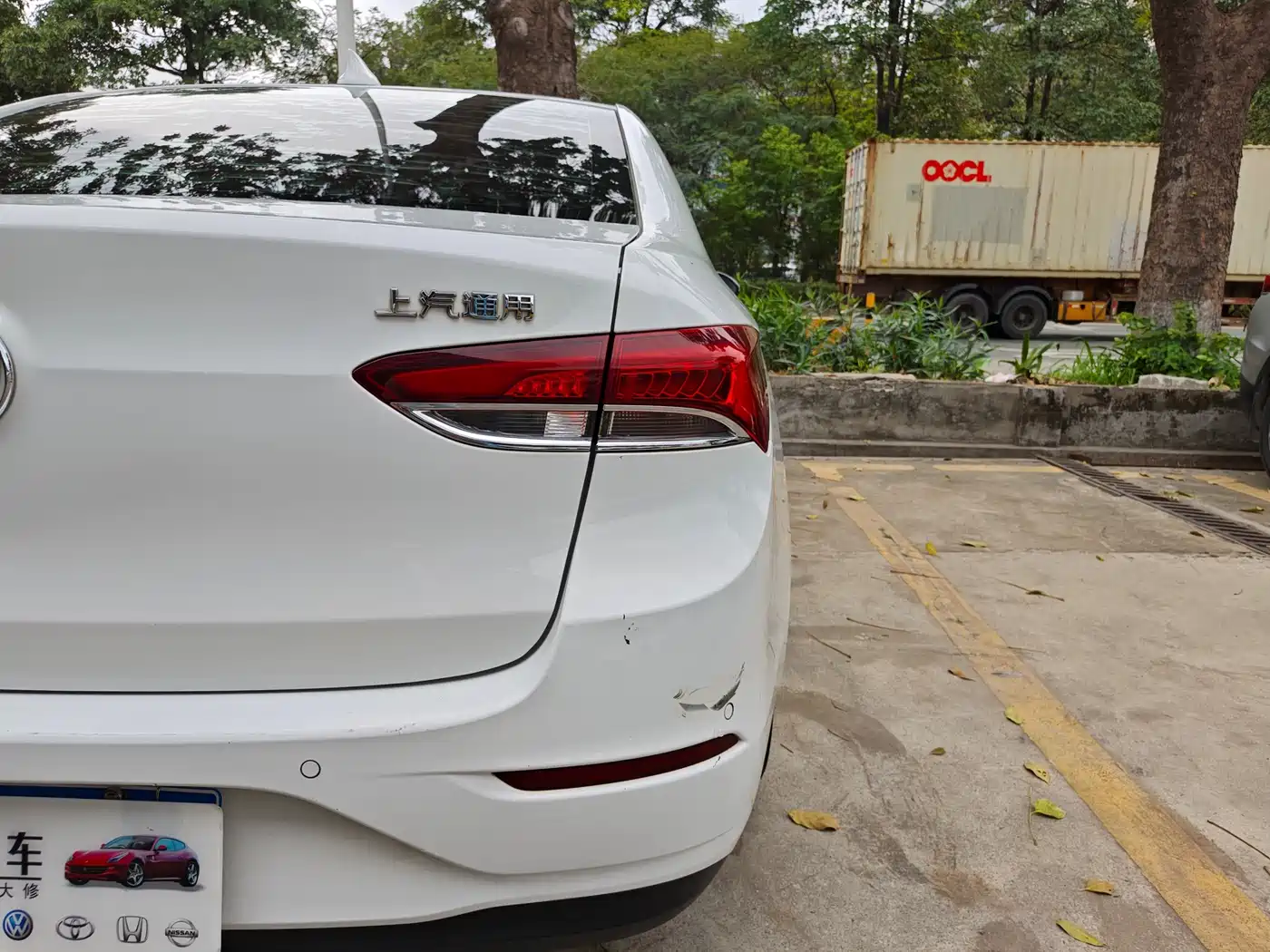 Buick Excelle 2018 15T Manual Elite (China V) фото 15