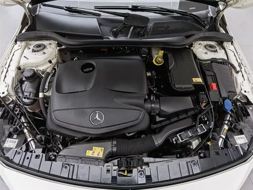 Mercedes-Benz GLA 2016 GLA 200 Fashion фото 6