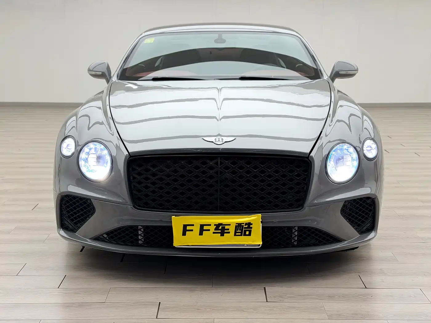 Bentley Continental 2010 Supersports 6.0 фото 2