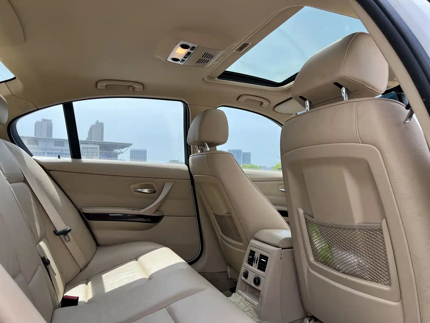 BMW 3 Series (Import) 2010 325i Luxury фото 14